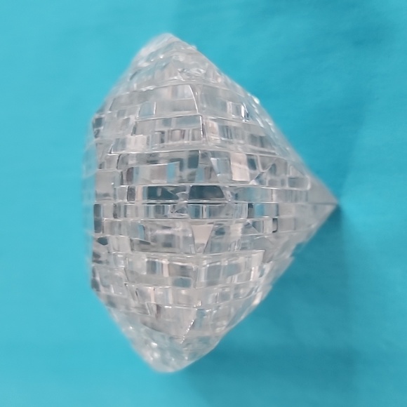 Diamond Shaped 3D Crystal Puzzle Vintage - Picture 3 of 6